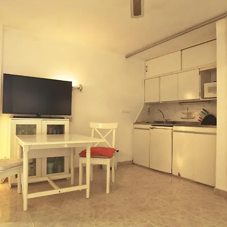 Paulis Friends Studio Central Apartamento